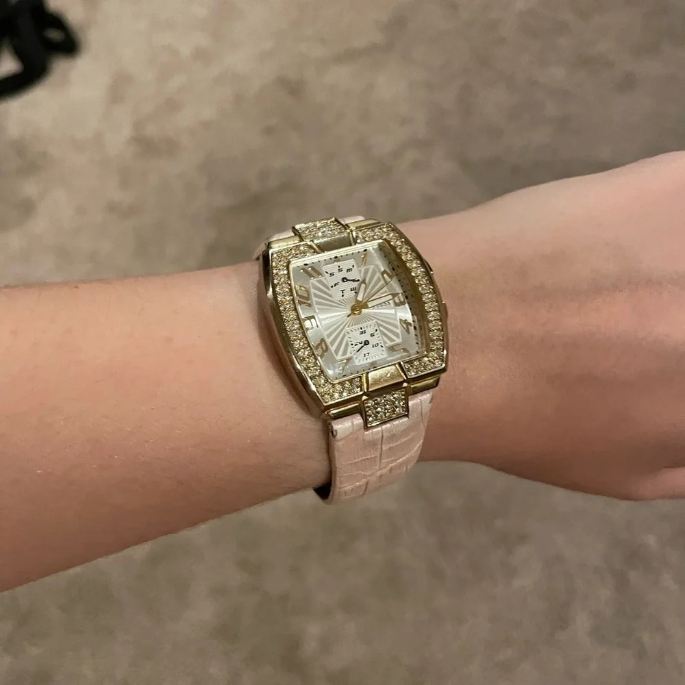 Guess watch needs new batteries